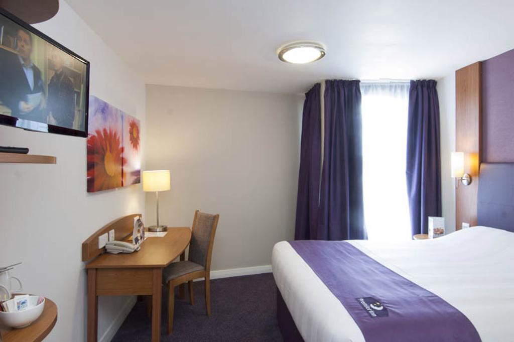 Premier Inn Edinburgh Dalkeith Rum bild