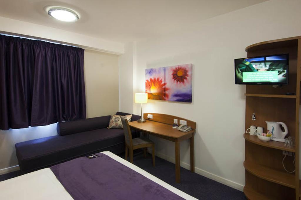 Premier Inn Edinburgh Dalkeith Exteriör bild