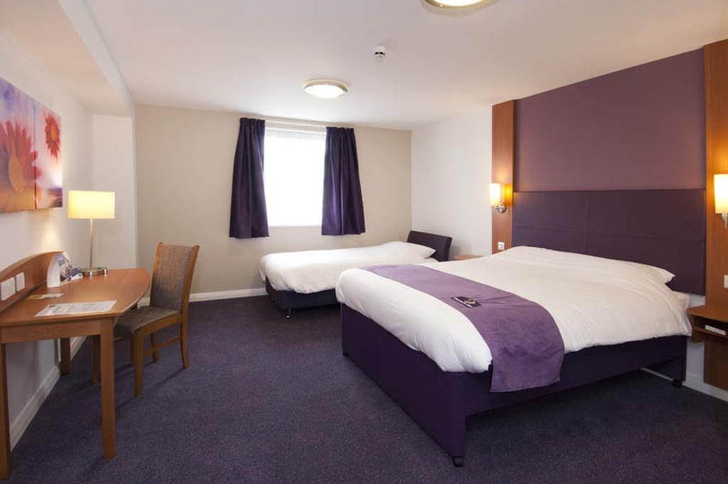 Premier Inn Edinburgh Dalkeith Rum bild