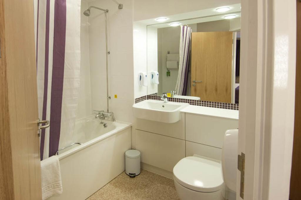 Premier Inn Edinburgh Dalkeith Exteriör bild