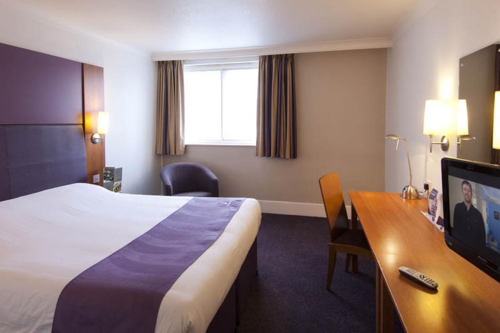 Premier Inn Edinburgh Dalkeith Rum bild